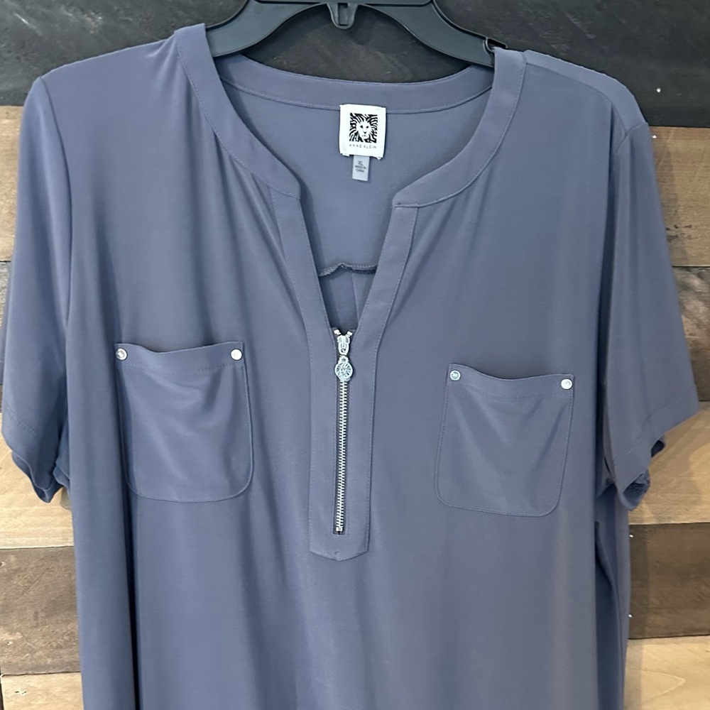 Anne Klein zip front top size xl